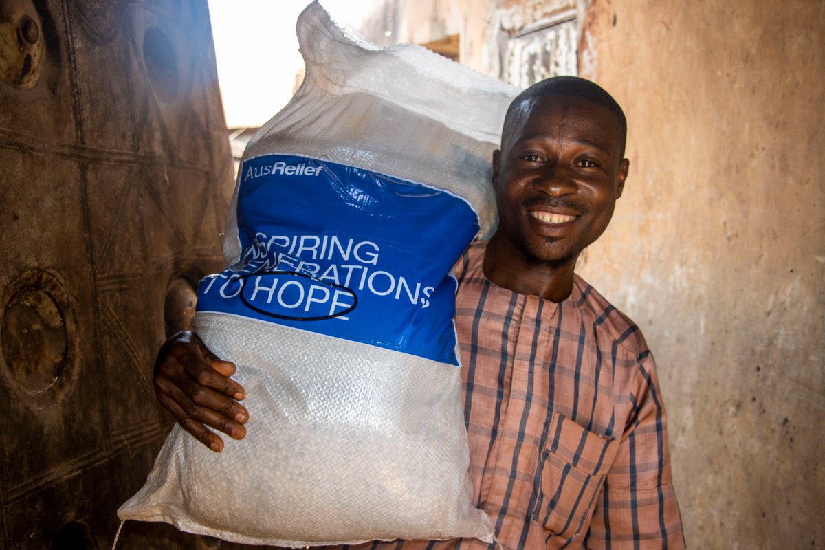 DIWAfrica's tweet photo. Islam teaches us to be compassionate and to help those in need. The Prophet Muhammad (peace be upon him) said, "He is not a believer whose stomach is filled while his neighbor goes hungry." 

#DIWA #ausrelief #Ramadan.  Brotherhood Adesua IELTS https://t.co/eaSzp2qHPq