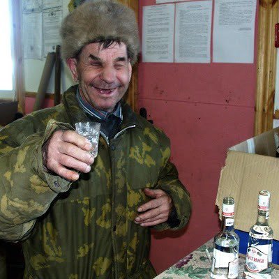 RussischerKrieg's tweet photo. @GeraldGrosz Du warst 😂 dabei!!!
Warst ja auch der Taschenträger damals!
Du warst damals schon ein widerlicher Parasit der selbst nichts zu sagen hatte 
und sich deshalb an andere angemacht hat.
Du warst immer schon ein NICHTSNUTZ.
Doch heute bist du noch widerlicher 
Dreckiger Putinknecht https://t.co/SS6Gujw4Gn