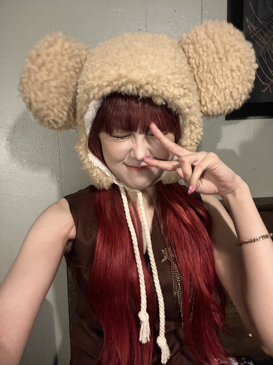 PixyInfo's tweet photo. #LOLA Vía b.stage

: Me voy a dormir ahora>.,<Nos vemos en mi sueño❣️~❣️

#pixy #픽시 #winxy #윈시 @official_pixy https://t.co/Ivn6bXe1de