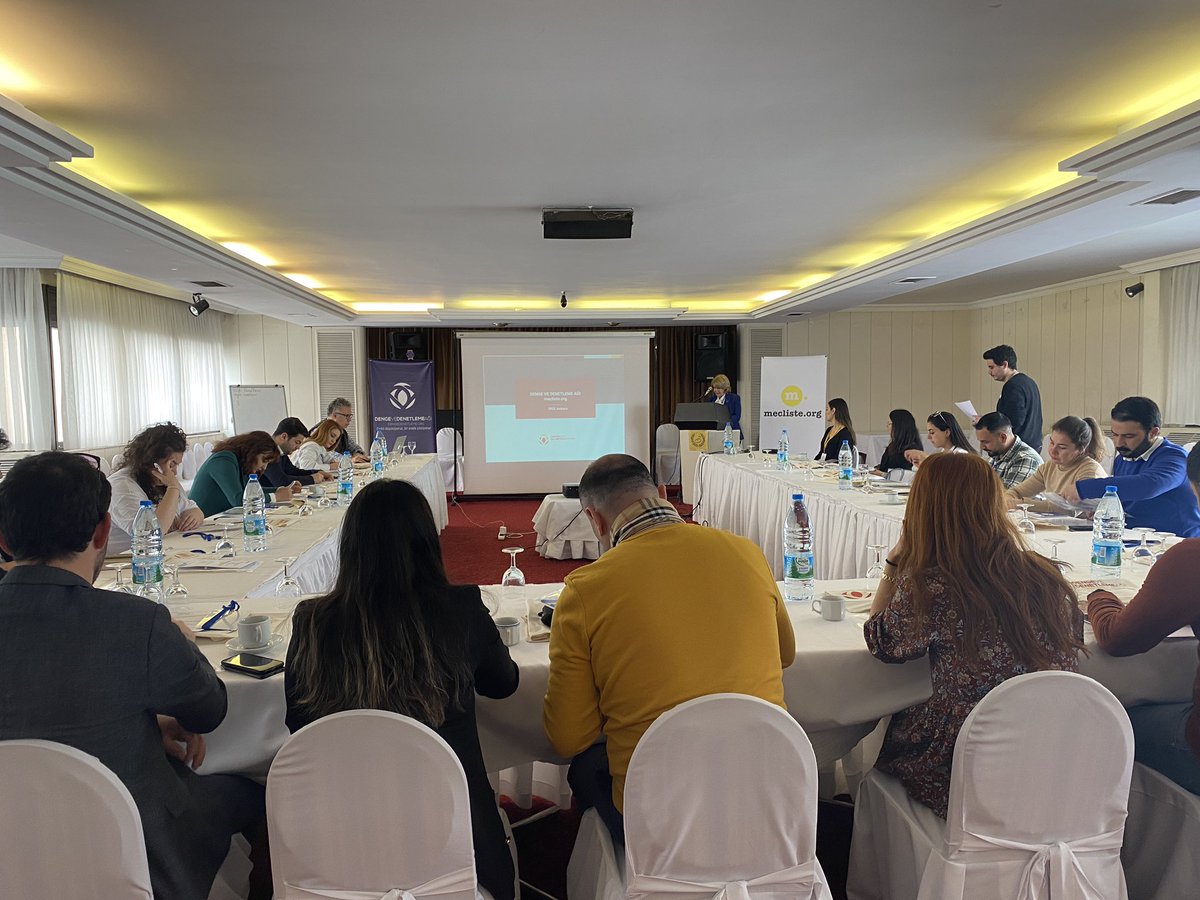 meclisteorg_'s tweet photo. Seçimlere sayılı günler kala sivil toplum örgütleriyle yasama süreçlerini yakından incelemeyi hedeflediğimiz Yasamada Katılım ve İzleme Eğitimimiz başladı.
Eğitimimize DDA Ağ Temsilcisi Zübeyde Ozanözü ve DDA Genel Direktörü Hayriye Ataş’ın açılış konuşmasıyla başladık. https://t.co/TdtDIzLZ2e