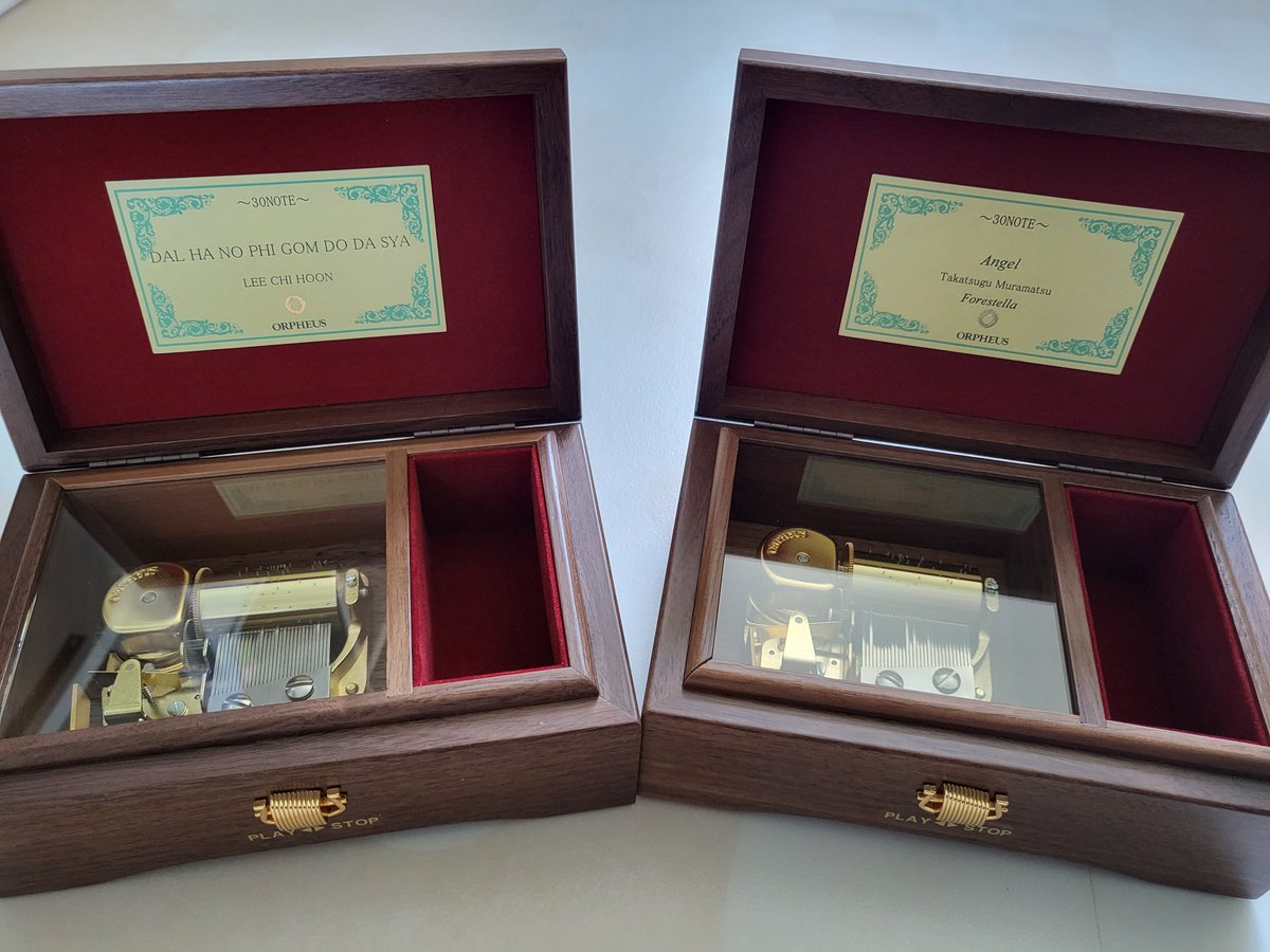 makelove44's tweet image. 포레스텔라 자급자족 굿즈 
30노트 오르골
Angel
달하 노피곰 도다샤