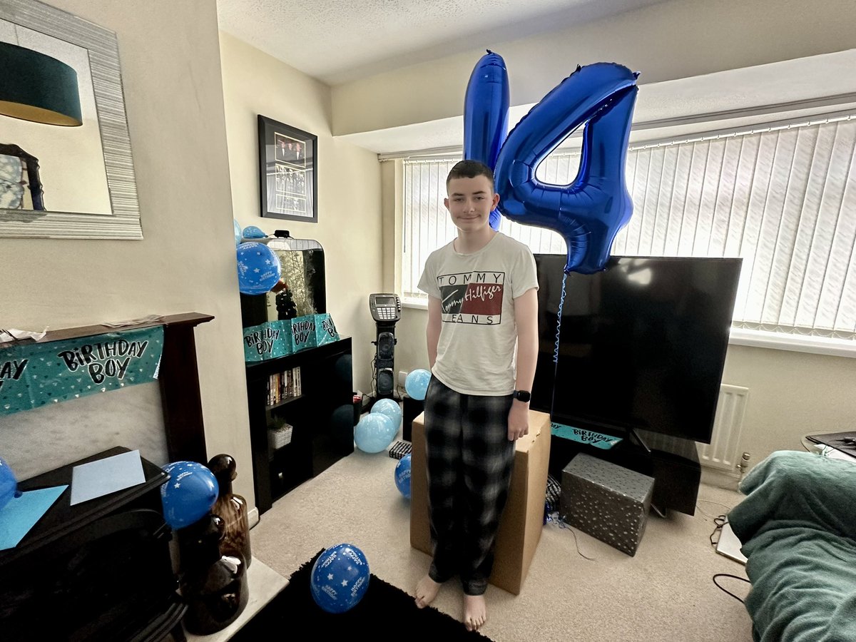 benshambabe's tweet photo. Happy bday to the best son in the world the big 14 now 🎁🥳🎊🎉❤️ #HappyBirthday #son #timesflying https://t.co/qXxrCkUCRL