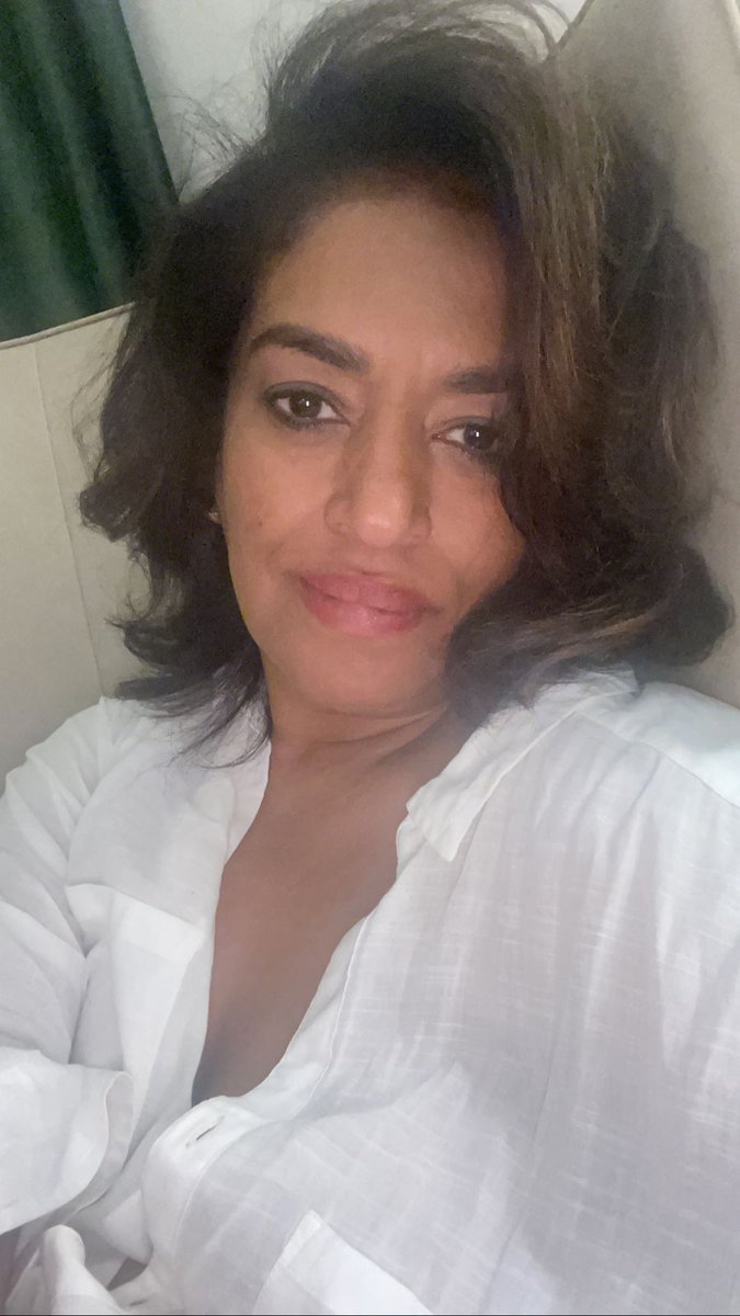 EstherPassaris's tweet image. This is what 58 looks like. No filter. Only the love of God radiating from within. #HappyEaster #LoveYourself #OneKenyaOnePeople #HellenicRoots