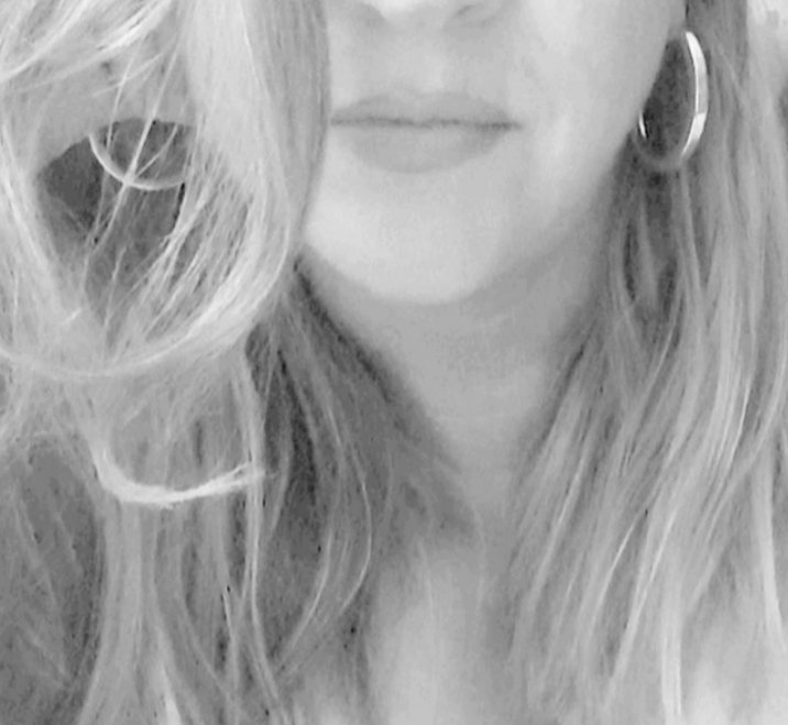 Mirad, hoy estoy enfadada, muy enfadada, primero conmigo misma por no ser más contundente. Y segundo porque veo que de todo el abanico de cosas que se puedan decir en una cuenta como esta, algunos elijan hacer comentarios tanto en público como por dm que me duelen y me exasperan.