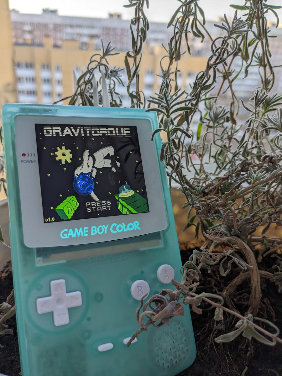 NikitaKurylev's tweet image. Finally modded my #GameBoy Color!
I plan to play some #homebrew games by my fellow #gbstudio developers.
Any suggestions?
