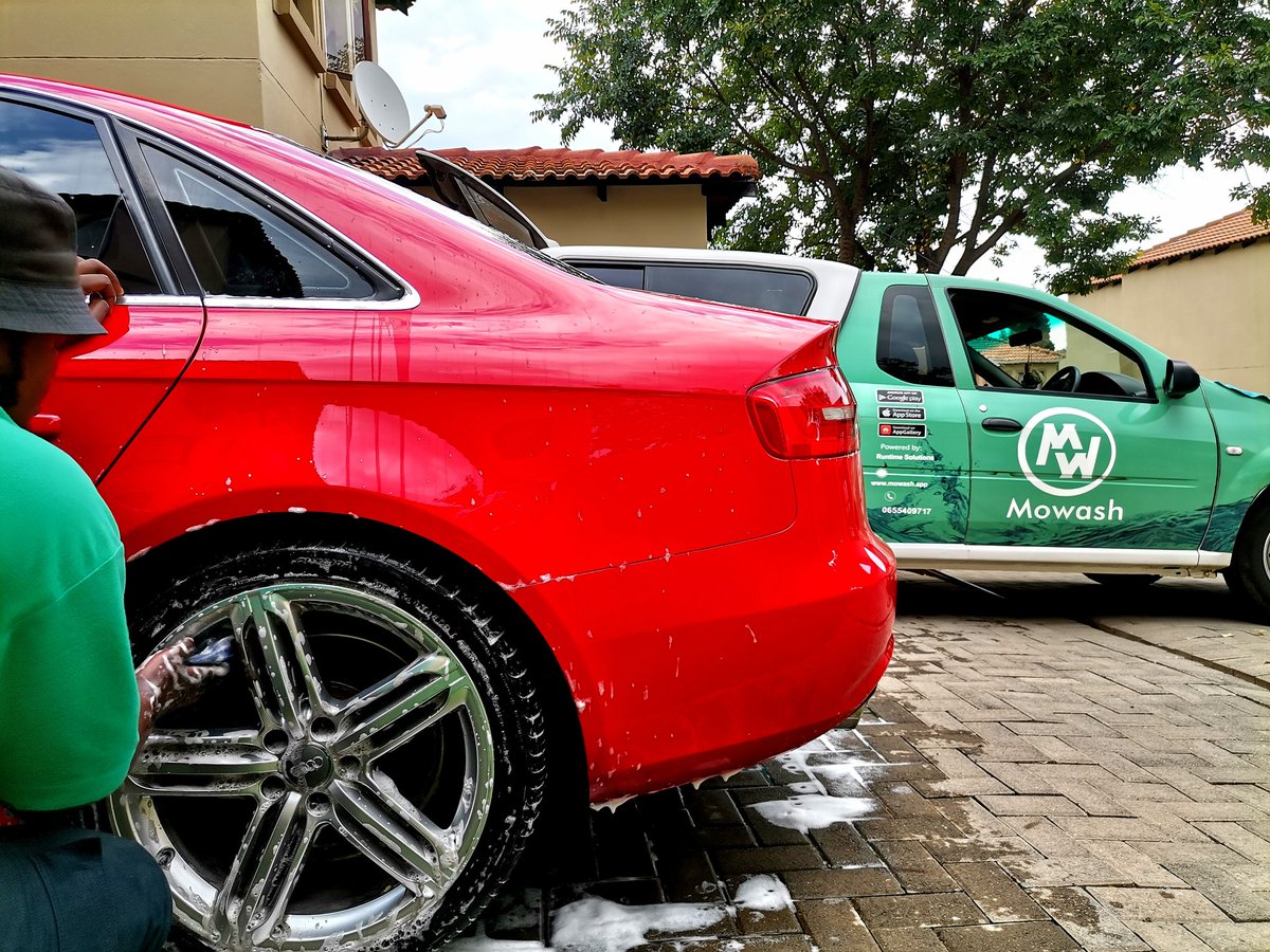 MowashZA's tweet photo. Let's help you get a lot done this long weekend without having to actually lift a finger😉With the Mowash App you are covered💯
🚗Car Washing
🏠Carpet Cleaning
🛋️Furniture Cleaning
🏡Home Cleaning
Get the App: https://t.co/7GPByDl5du
#MowashApp https://t.co/DkbHPEoBxS