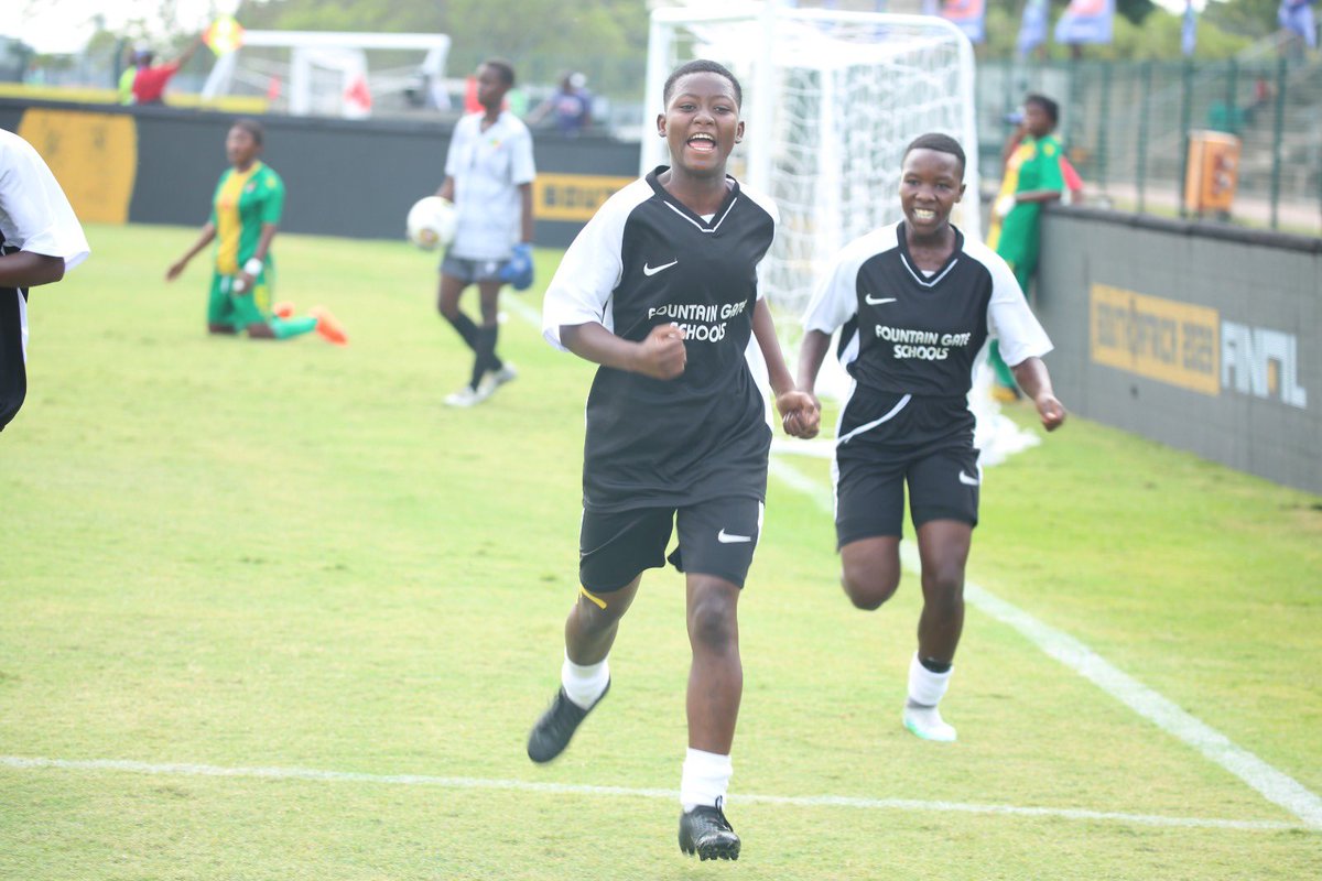 Fanlaihefu's tweet photo. Remember the Name;  Winfrida Hubert , Goal Machine Unstoppable. 🔥🔥
👉Hawa Madogo wa Fountain gate School wa Moto Sana  @Tanfootball  msiache vipaji vipotee hivi. https://t.co/tKJ8ae9lGy
