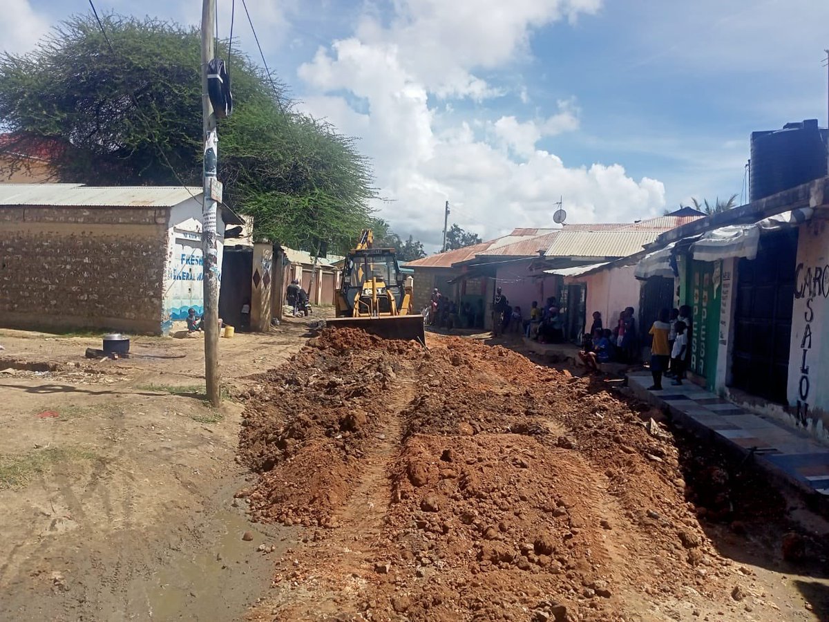 The best way to positively impact our communities and the generations 2come is by championing development projects. Ground-breaking  of Kadzandani Pry Cabro Access rd- one of the many vital roads that I am commited 2lay down for the betterment of my people in Nyali. Kazi Iendelee
