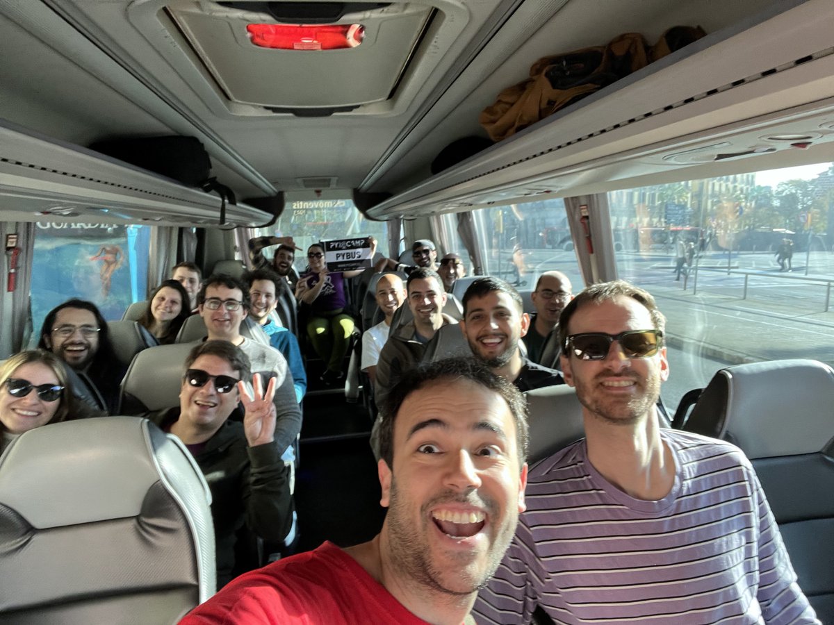 PyCampES's tweet photo. 🧵Primer día PyCamp España
La aventura inicia en el PyBus desde Barcelona a Girona donde se encuentra nuestro venue.
#PyBus #PyCamp #Python https://t.co/btgSSEMFXI