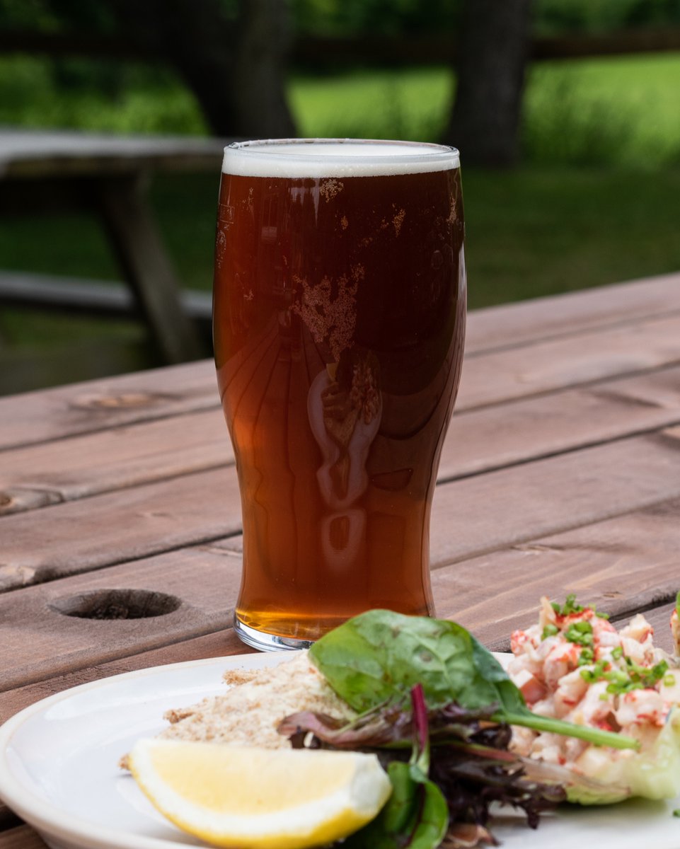 Did you know this interesting fact about beer? 

🍺The world's strongest beer is called "Snake Venom" and has an alcohol content of 67.5% 😱

We have some great choices of big-name brands as well as local brews. And we always have something new to try! Come along! 🍻