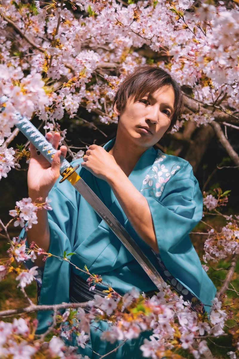 【夜桜】
photo:@carryartrex 
model:@Yuma_Izumi 

#fujifilm
#xs10
#osaka
#カメラのある生活
#portrait
#ポートレート
#大阪ポートレート
#大阪
#photography
#桜
#桜撮影
#被写体
#関西被写体
#関西ポートレート
#被写体になります
#ファインダー越しの私の世界
#キリトリセカイ