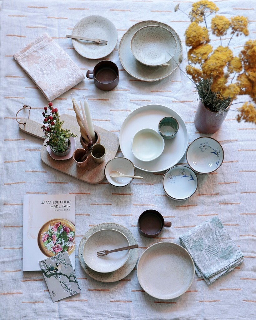 rougeshopuk's tweet photo. Our Stoke Newington shop is open today 11-5.30pm. 

If you’re hosting family or friends this weekend, we have everything you need to make it an occasion to remember. 

Whatever your plans, we hope you enjoy some rest over the long weekend 🐣

#chinese… https://t.co/b4T7Sp3cGU https://t.co/USC70HmuAm