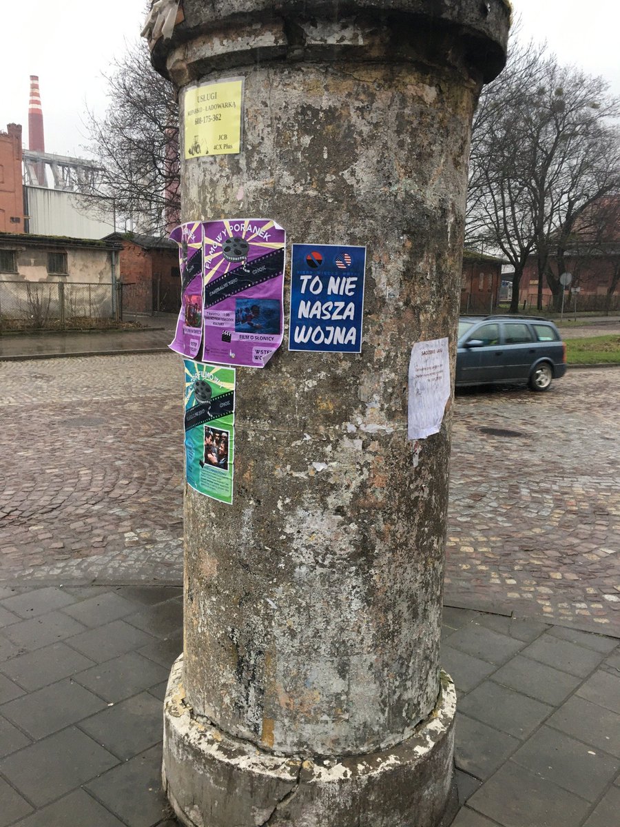 PracPol's tweet photo. W #Chełmża pojawiły się nasze materiały #ToNieNaszaWojna! https://t.co/CNDmUO1uTh