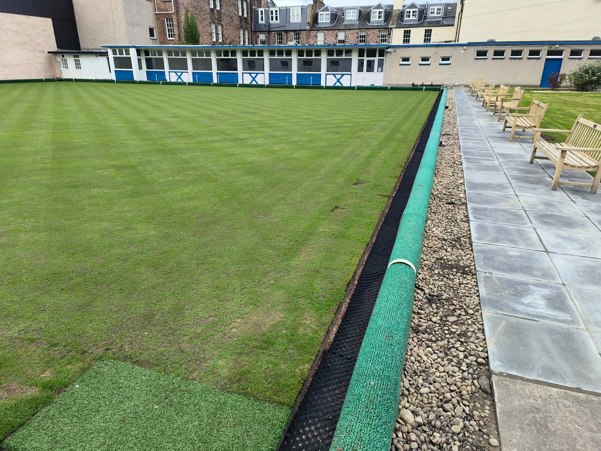 west_end_bc's tweet photo. 𝕆𝕡𝕖𝕟𝕚𝕟𝕘 𝕕𝕒𝕪 𝕚𝕤 𝕙𝕖𝕣𝕖...

The fantastic @ProTurfcare have been busy this close season, lifting heads, replacing edges whilst continuing the wonderful work on our green.  Really looking forward to getting going this year https://t.co/XD4wDAUGs5