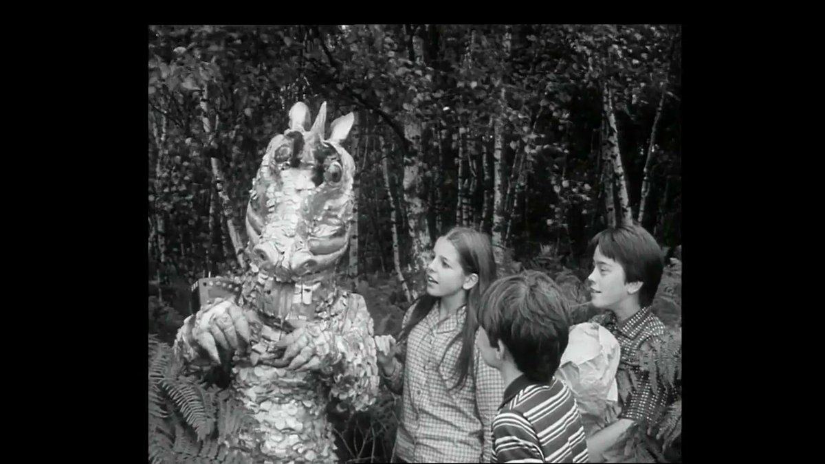 TalkingPicsTV's tweet photo. The final episode of DANNY THE DRAGON (1966) at 10:45am. Will he finally manage to go home? #SallyThomsett #JackWild #ChristopherCooper 'Dragon Trail' #TPTVsubtitles https://t.co/SPL4HndP7g