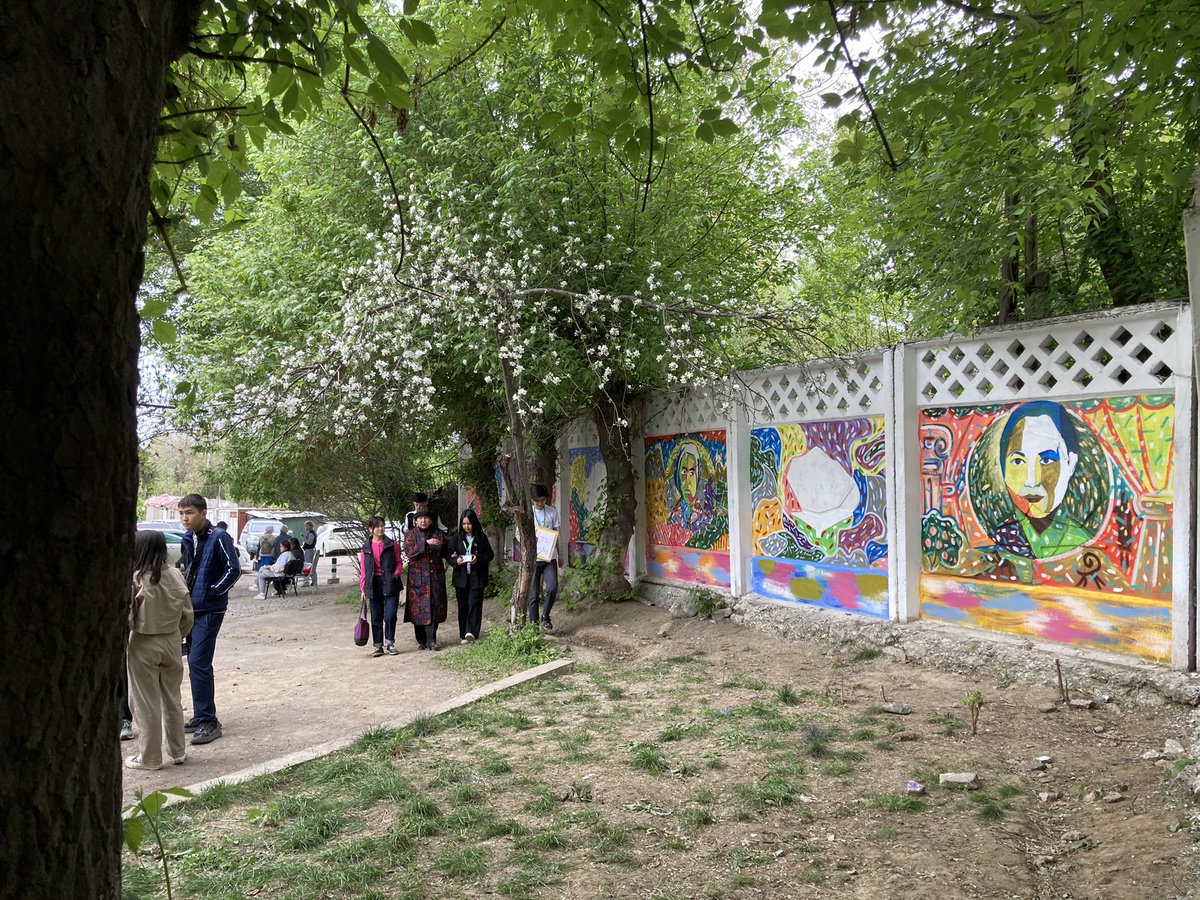 undpkg's tweet photo. It is going to be a busy afternoon, full of creative initiatives, master classes &amp; we will wrap up with the Pilaf by the artist Sharobidin Matisakov!  #joinus🙌 
For more info check out the Festival’s agenda: https://t.co/LuwQFI3Tc0

#create4osh #art4peace https://t.co/RpyWZE8e8j