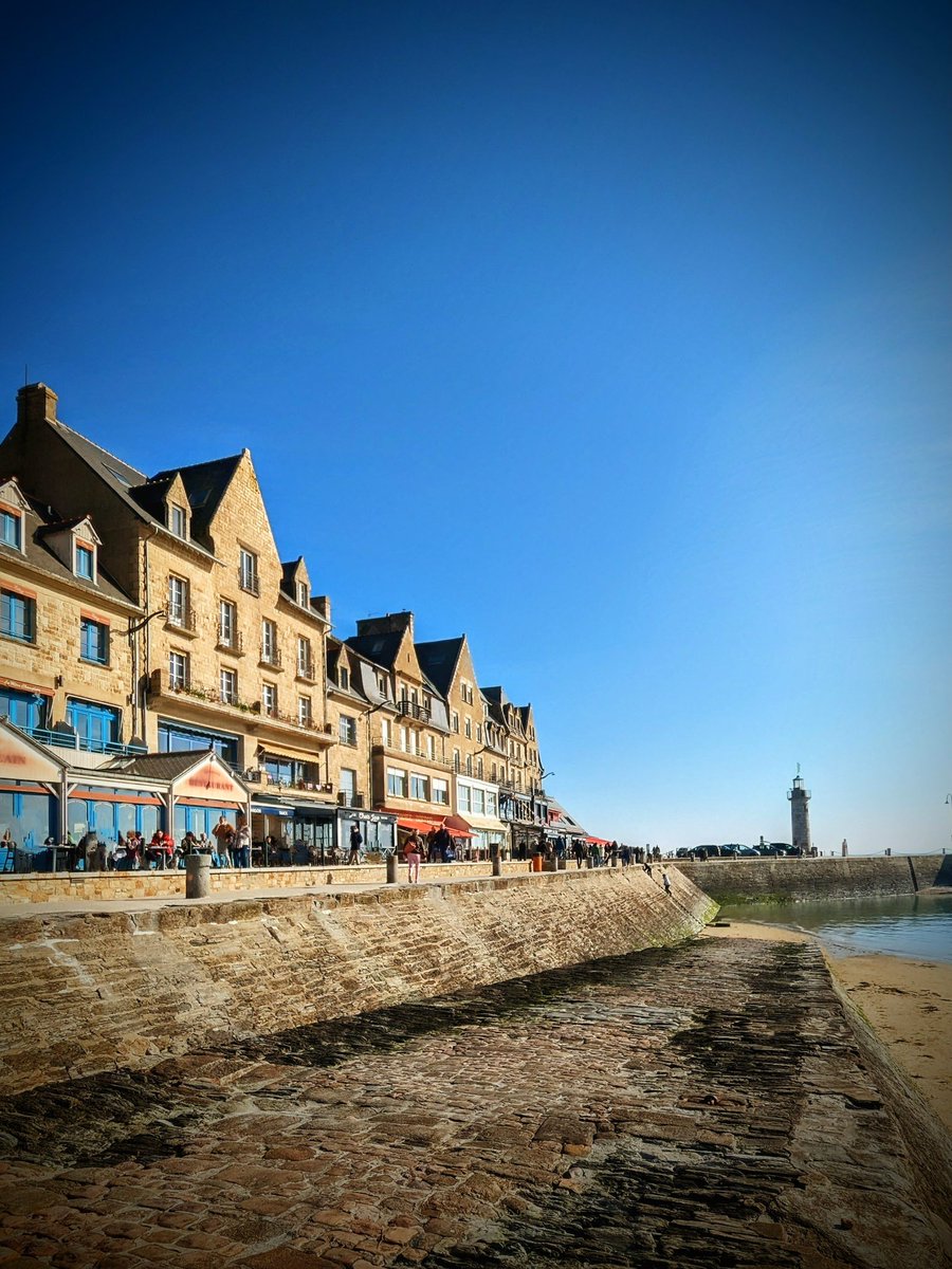 ⚓ Cancale, le Port 
 #Cancale #Bzh #Breizh #Bertègn #Bretagne #IlleetVilaine #RegionBretagne #Port #TourismeBretagne #Brittany #MagnifiqueFrance #FranceMagique #BaladeSympa