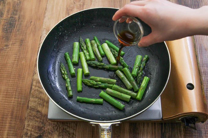 必要な調味料はたったの3種類？！何本でも食べられそうな美味しさという「アスパラ」レシピ！