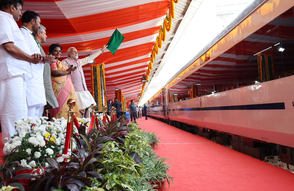 narendramodi's tweet photo. Flagged off the Vande Bharat Express that enhances connectivity between Secunderabad and Tirupati. I congratulate the people of Telangana and Andhra Pradesh for this train. https://t.co/BDJf9odw2k