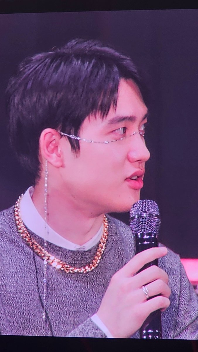 경수 페이스체인 잘어울렼ㅋㅋㅋ
#TimeForEXO #EXOCLOCK_D1