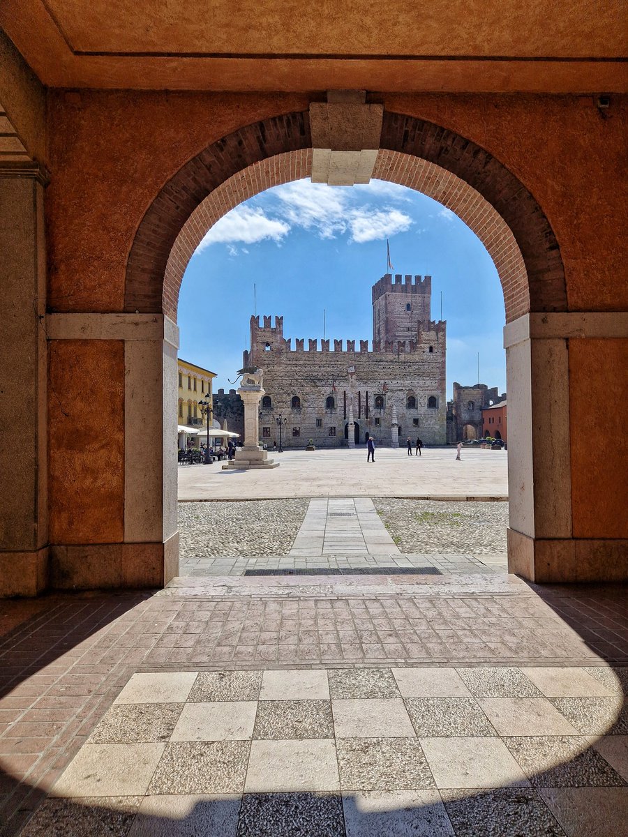 📷 La Piazza degli Scacchi di Marostica
🔸🔸🔸🔸🔸🔸🔸🔸🔸🔸🔸🔸
🤗 Follow <a href="/untrolleyperdue/">untrolleyperdue</a>