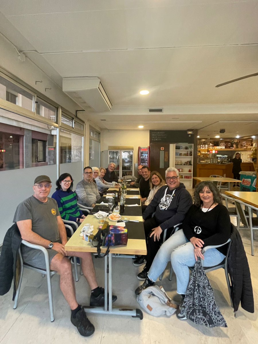 jxcatguixols's tweet photo. Divendres hem fet el TOC junts!
Aquest divendres hem estat amb gent del Casino Guixolenc, hem parlat i escoltat les seves propostes per un espai emblemàtic de la nostra ciutat. Pregunteu-nos on serem la setmana vinent!

#juntsfemsantfeliu
#equip #escoltem #proposem #cohesio https://t.co/ciSZZmJioi