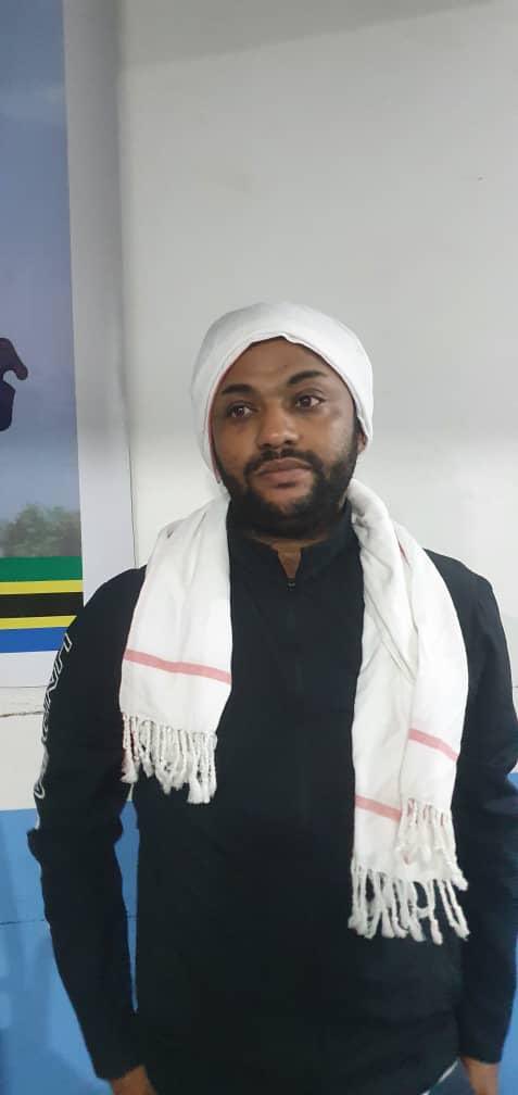 IamMzilikazi's tweet photo. This is the man who was arrested in Tanzania and is believed to be Thabo Bester. https://t.co/vNwWtMCaz5