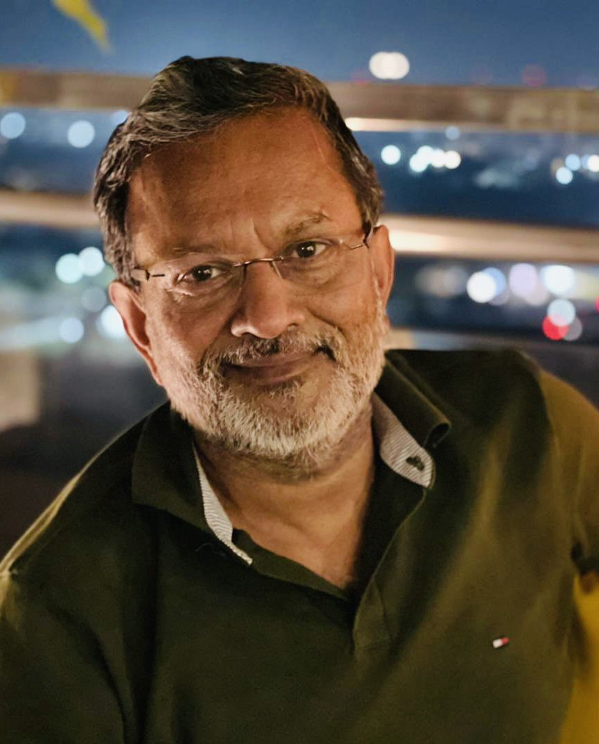 अब हवायें ही करेंगी रौशनी का फ़ैसला। जिस दिए में जान होगी वो अंधेरे को मिटायेगा 
जन्मदिन की ढेरों ढेरों शुभकामनाएं अजीत अंजुम सर जी आप हम जैसे कलम के सिपाहियों के प्रेरणा स्रोत है आपकी पत्रकारिता को कोटि-कोटि नमन