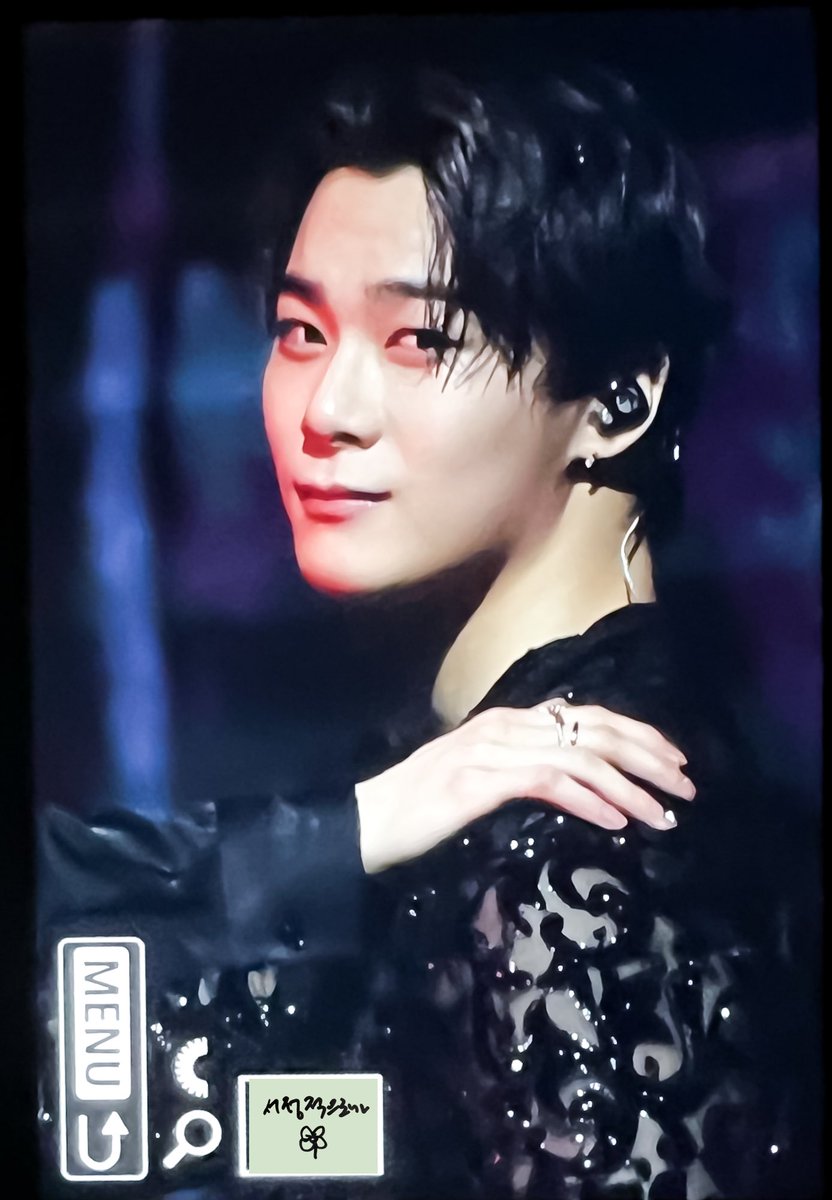 SaidLyrically's tweet image. 230408 FANCON DIFFUSION BANGKOK
미묘한 표정 변화
#MOONBIN #문빈 #ASTRO  #MOONBIN_SANHA_FANCON_BKK