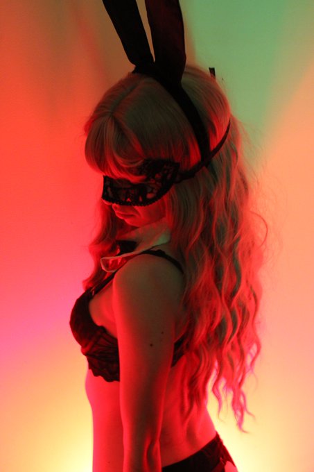 🐰🐰🐰 https://t.co/0QGLPuDRLc