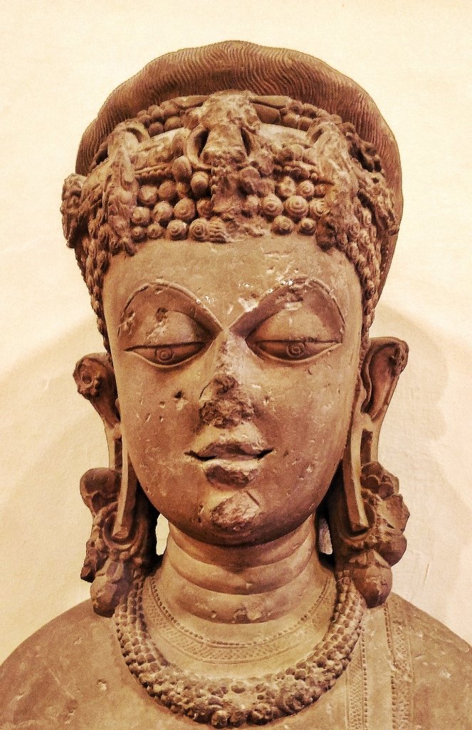 jyotikathju's tweet photo. @DalrympleWill My session on Hairstyles in the Gupta Age in the History of Indian Culture Class @jodhpur_nift 
#ArpitGupta made the best presentation.
All pictures from his presentation .
I don't think you are on Twitter Arpit 
Thank you 
@KholiyaRuchi 
@fashionprasad https://t.co/MtGGSazP4W