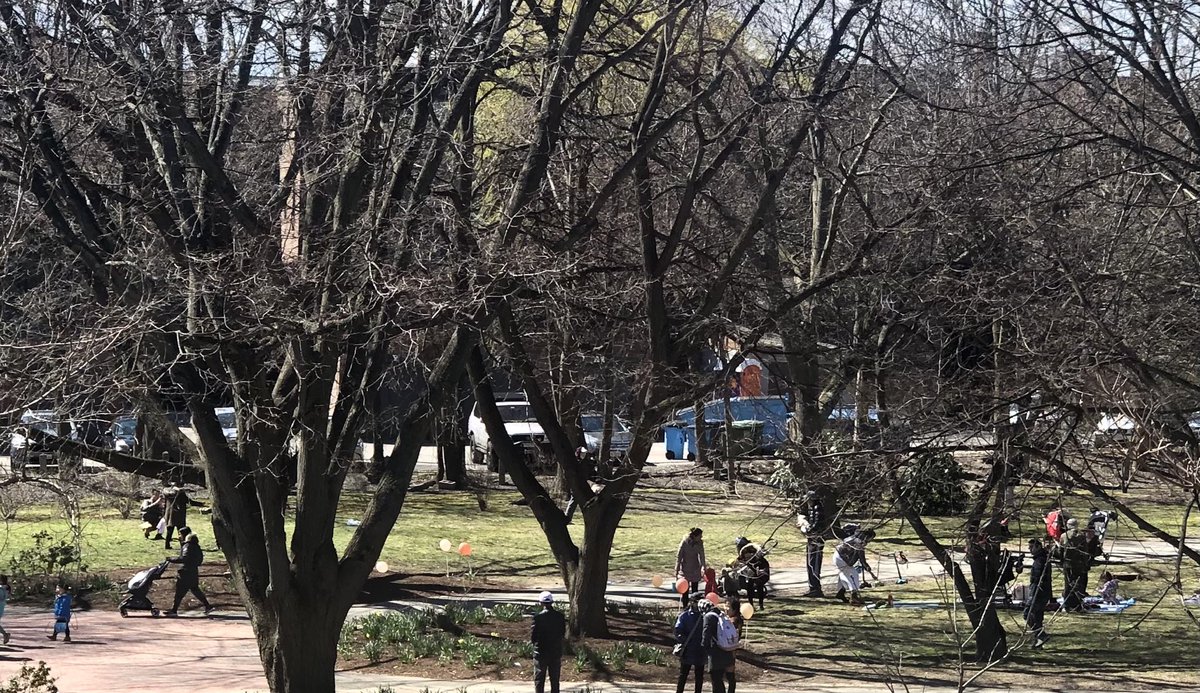 Several families are holding an Easter egg hunt! ⁦<a href="/brooklinehub/">Brookline Hub</a>⁩