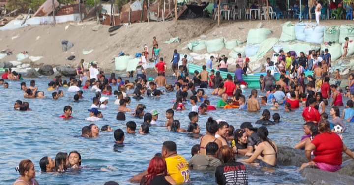 LaSandino's tweet image. #VeranoVidaAlegria || Afluencia de veraneantes en Playa El Espigón donde las familias disfrutan de sus cálidas aguas en Paz y tranquilidad en este Verano de Amor 2023.
#Corinto 
#Chinandega
#Nicaragua 🇳🇮🌻☀️🏖️