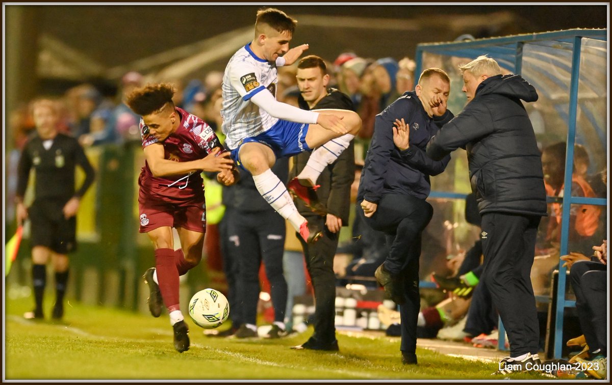 At the end of a very entertaining contest between @CobhRamblersFC and @WaterfordFCie , @DeanMcmenamy decided to give his new coaching team a bit of a scare. Thankfully nobody was hurt in the making of this image ! #FAI #Firstdivision #GreatestLeagueInTheWorld