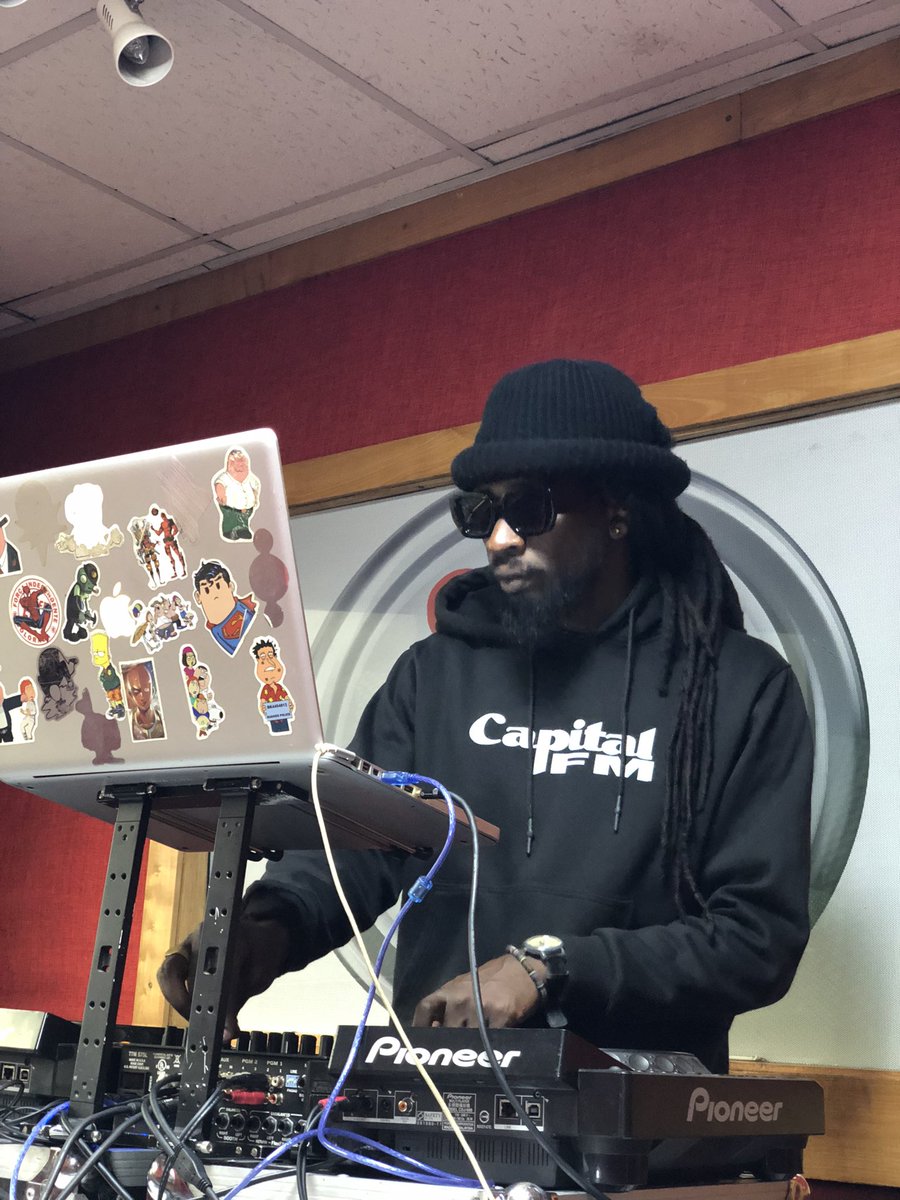 ListenToSlick's tweet photo. I’m up till 7pm gang!! Link me let’s Hip Hop!! #TheCypherWithSlick @CapitalFMKenya #BoomPap https://t.co/f9d8FLzPrR