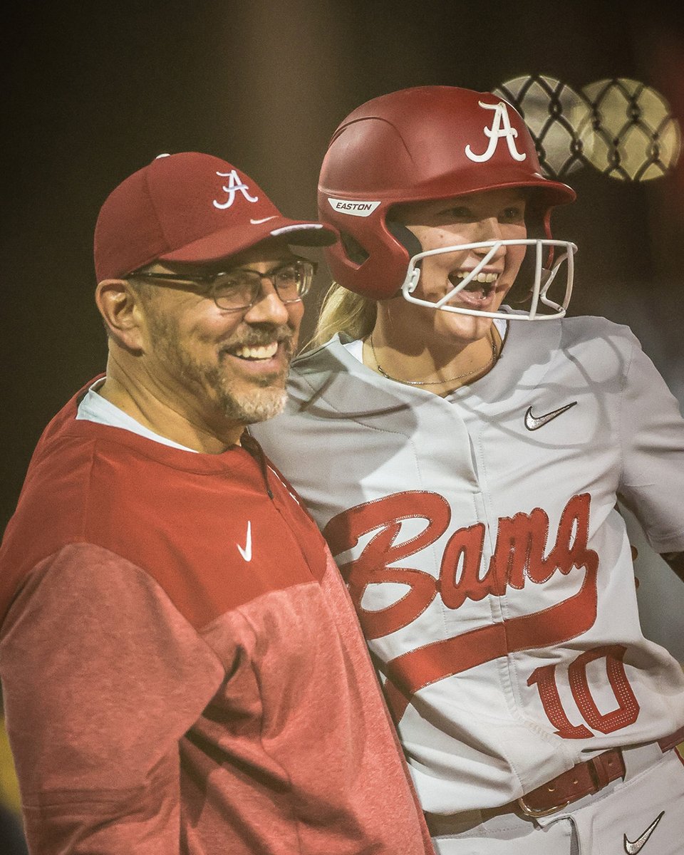 AlabamaSB's tweet photo. Happy Birthday Abby Duchscherer!🥳🎉🎂

@abbyduchscherer 

#Team27 #RollTide https://t.co/gfKZelIEfu