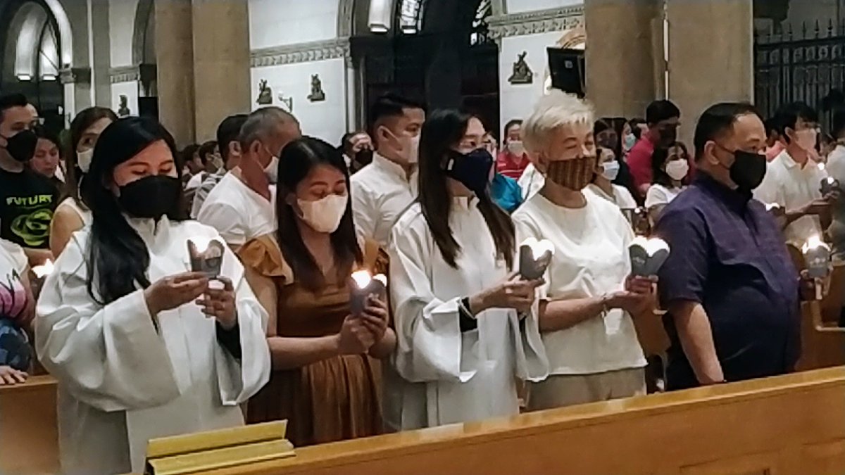 rcamaoc's tweet photo. Easter Vigil Mass at the Manila Cathedral les by Manila Archbishop Jose F. Cardinal Advincula. #rcamaoc https://t.co/AUGWky02GL