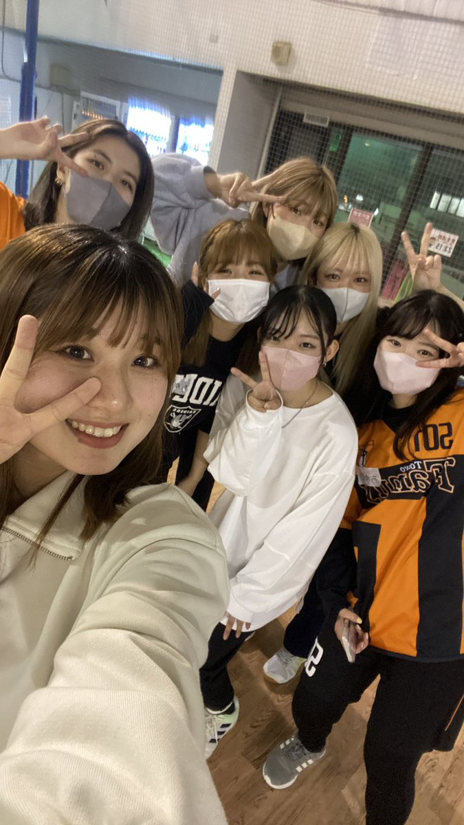 TokyoFamilyは女の子も大募集です！！
フットサルは未経験でも身体を動かすのが好きな方！気軽に遊びにきてください^ ^🌸

DMお待ちしております！

#春から桜美林
#フットサルサークル
#TokyoFamily
