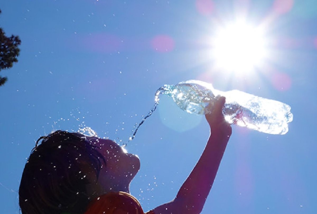 ☀🌡 La Costa peruana registrará un aumento del calor desde hoy hasta el martes 11 de abril, con temperaturas que superarán los 34 grados Celsius en Ica, y entre 29 y 31 grados en La Libertad, Áncash y Lima, pronosticó el <a href="/Senamhiperu/">Senamhi</a>. bit.ly/43fdhJT