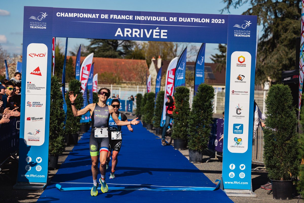 Championnat de France duathlon distance S 🚺 Châteauroux :

Retour en photos sur la victoire de Marion Legrand (Tritons Meldois) devant Audrey Merle (Issy Triathlon) et Kristelle Congi (Poissy Triathlon).

Résultats sur prolivesport.fr

📷Germain Hazard/Royal Spark