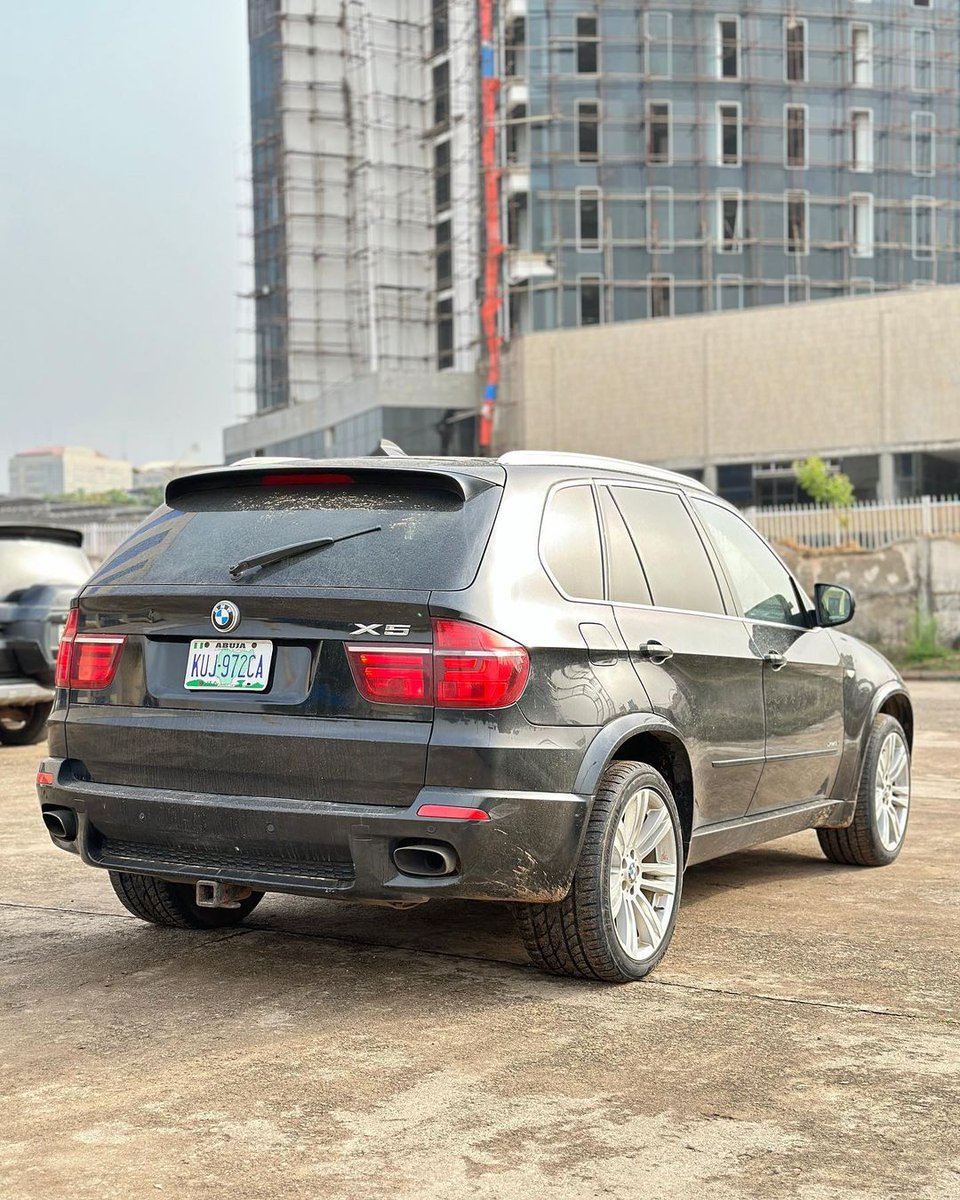 BauchiCarzNG's tweet photo. *BMW-X5*

•Year: 2011 Model
•Status: Extremely Clean
*Price: ₦6M*
•Condition: Excellent
📍: Abuja

For Inspection: 08078834994/09084195638
Whatsapp: 08078834994 https://t.co/dxxOCcTcrf