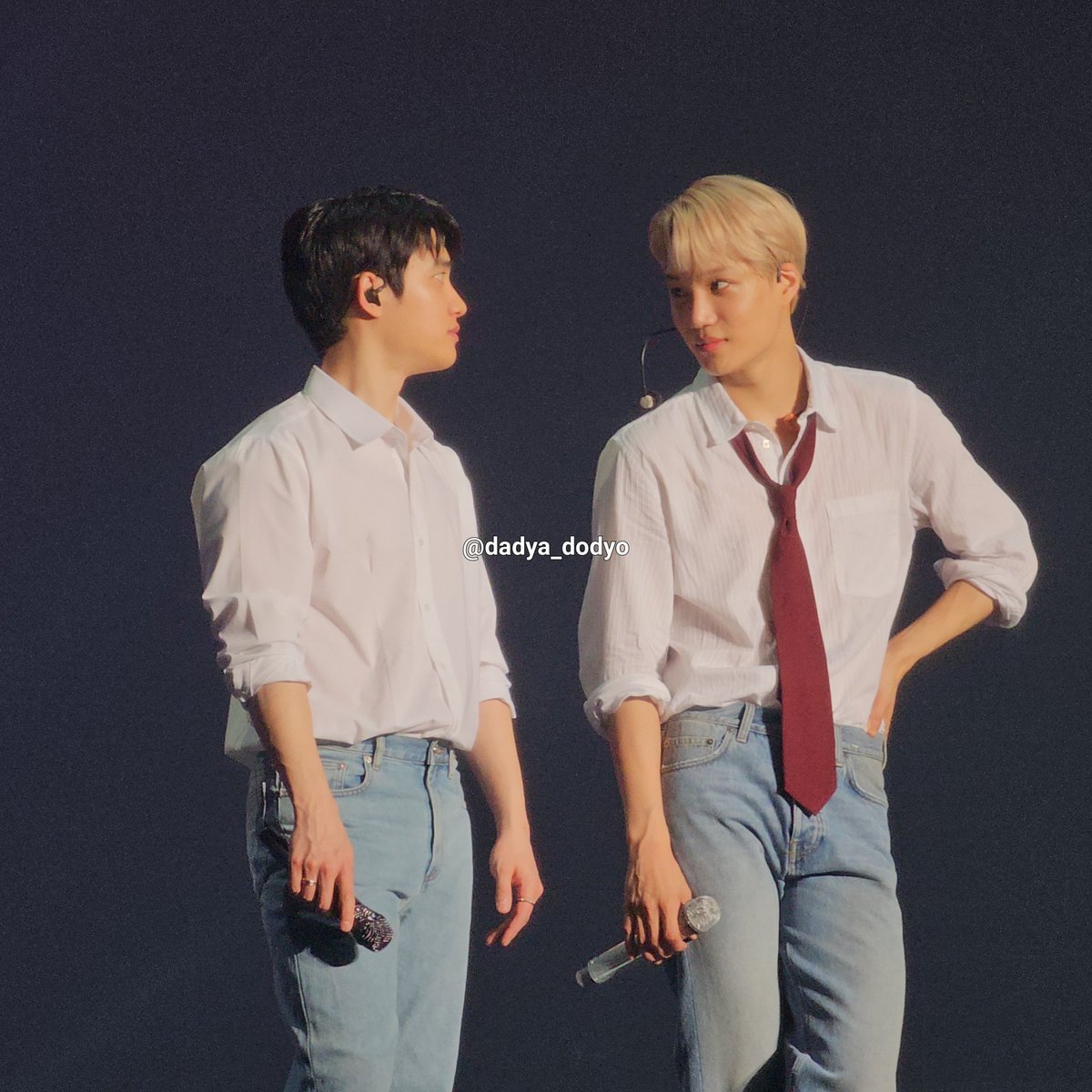 230408 엑소 11주년 팬미팅
경수랑 종인이🥺 예쁜 투샷💛