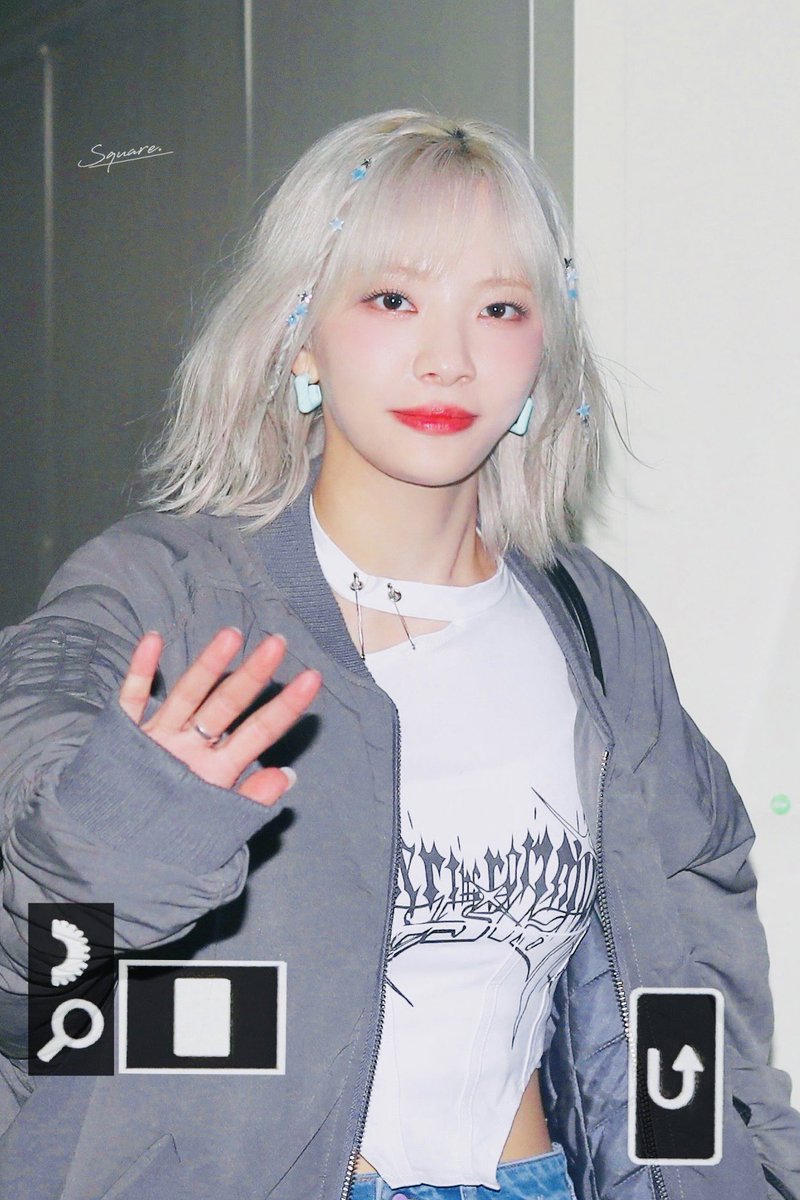 square_sua's tweet photo. 220408 늦게까지 수고하셨습니다!!!! #빌리 #billlie #문수아 https://t.co/Wq7OfetLkR