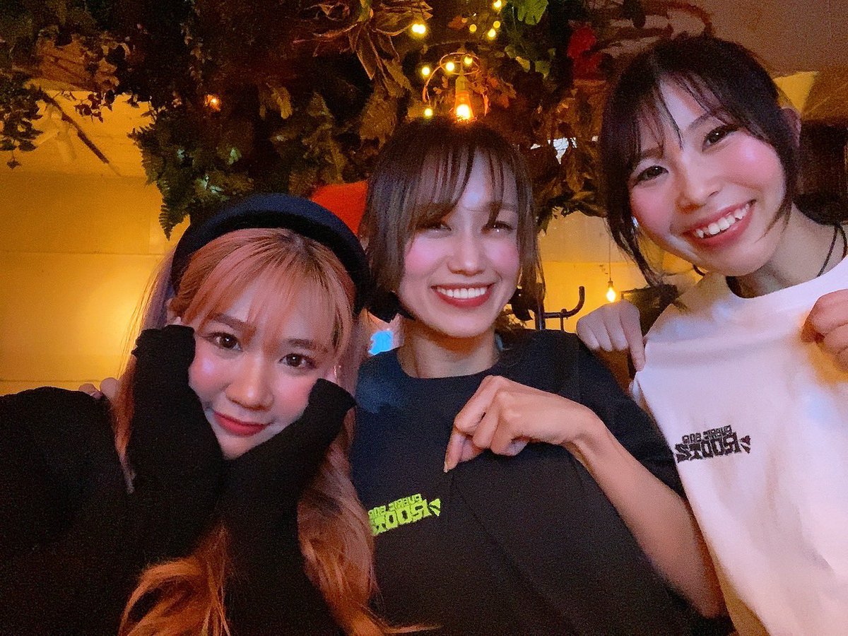 publicbar_rootz's tweet photo. 先週は周年ありがとうございました‼️
19年目も皆様よろしくお願い致します🙏‼️
今日も元気よくOPENしています🫠‼️
今日もカレーありますよ🫠🍛 https://t.co/7E1x3GZMe4