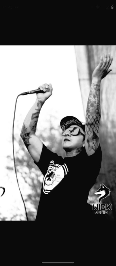 DementesSka's tweet photo. Rifadísimas las fotos de @WickMusic1 el sábado pasado en #Chavosbanda #Iztapalapa #Dementescriminales #Ska #Dementes #Skacore #Confuerza https://t.co/W96Saw9F9S