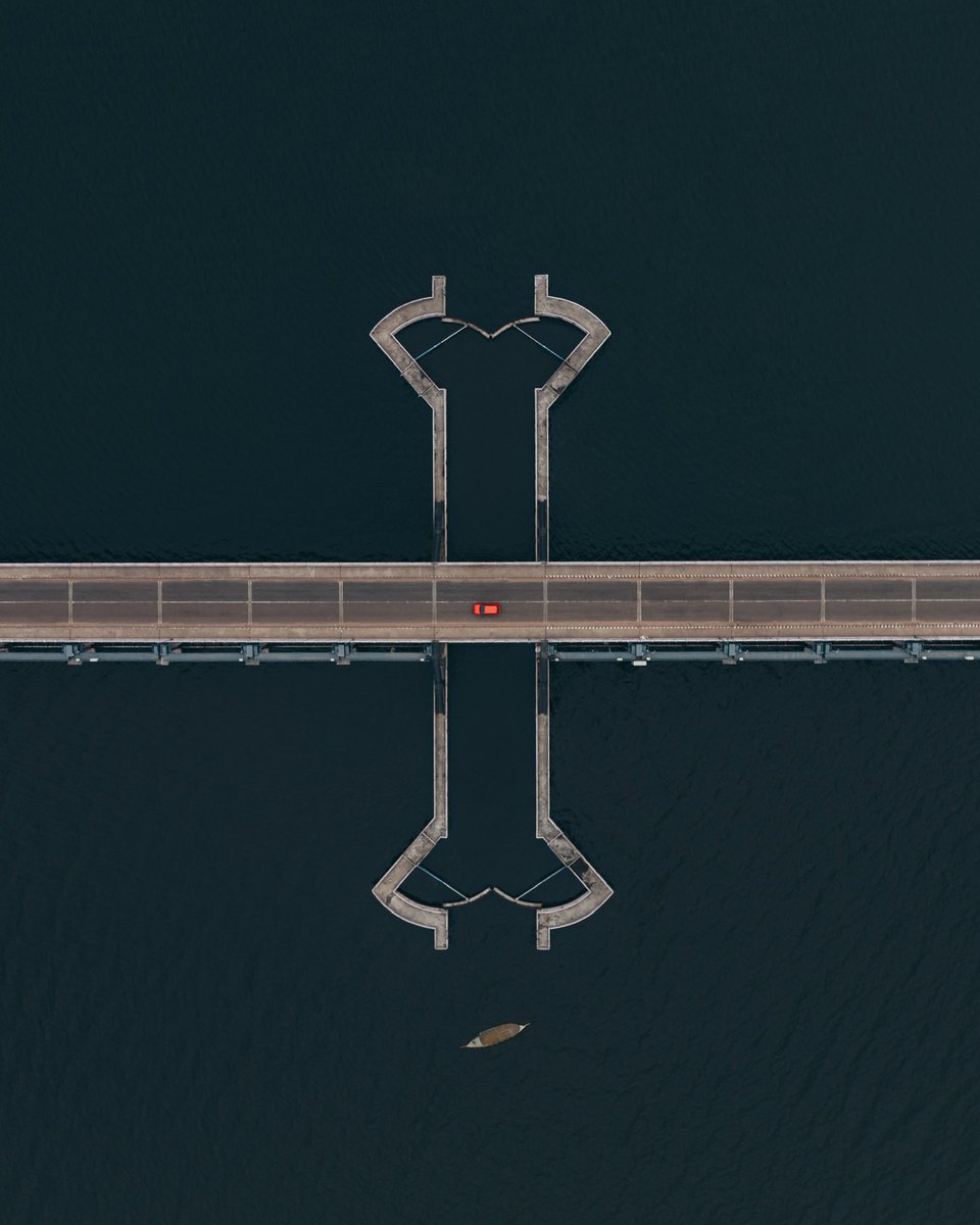 Largest mud regulator in India.

Thannermukkom salt water barrier, is an upcoming tourist destination that is the largest mud regulator in India, originally constructed under the Kuttanadu Development Scheme for helping the farmers.

<a href="/DJIGlobal/">DJI</a> 
<a href="/KeralaTourism/">Kerala Tourism</a> 

#earth #Kerala