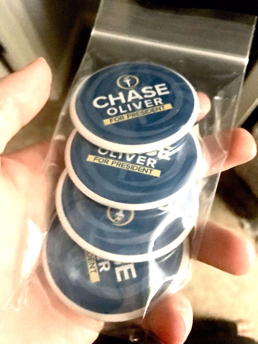 Best4Liberty's tweet photo. Got some merch to celebrate @ChaseForLiberty officially running for President…
They came in 2 days early! #Oliver24 https://t.co/d7z1NHVjeq