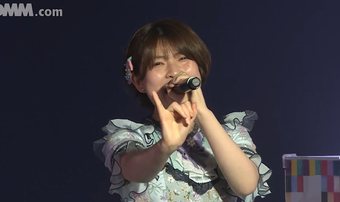 Shi07543403's tweet photo. 今夜の配信は
「不易流行」について。
結局、もとのままが一番ってことも世の中にはたくさん。。
ちなみに、
ちゃんと口角上がっていたよ🤭💗
#おやすみむらー
#三村妃乃 #ひのちゃん
#NGT4 https://t.co/2jompjQJI4