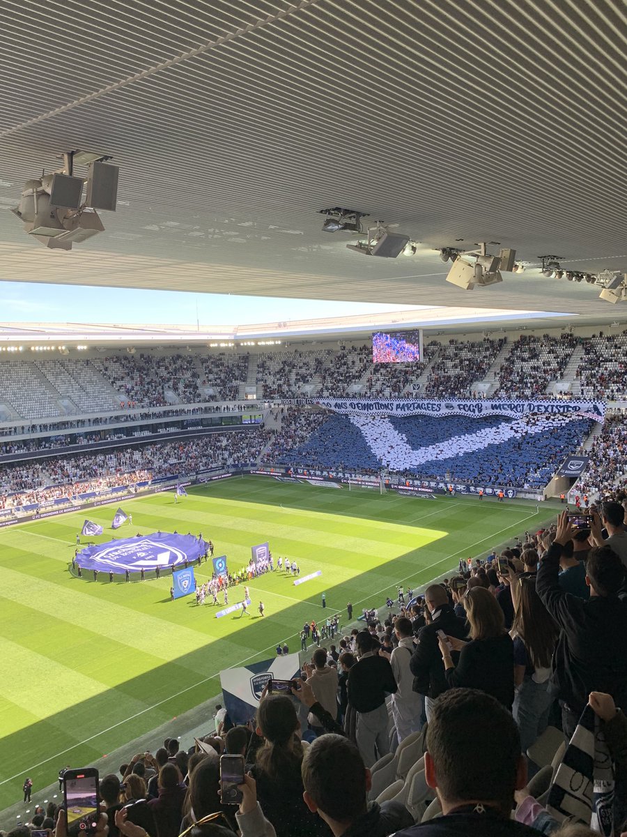 Valentin_dbttt's tweet photo. Cette victoire de bonhomme !!! Merci ! @girondins +3 https://t.co/5yKcha1NQ3