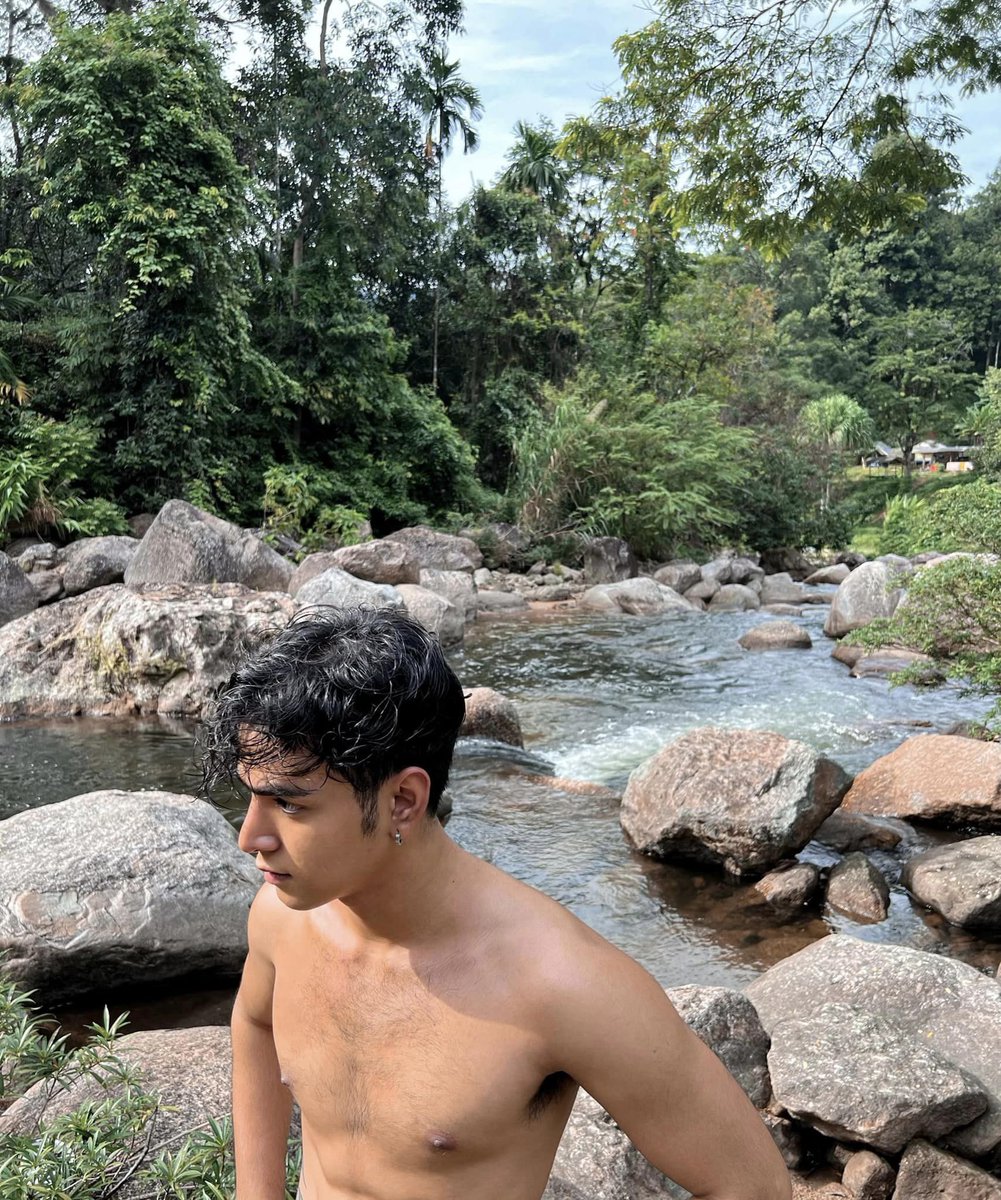 muaythaikoy's tweet photo. มองจากมุมบนคือหล่อมากกก ขอคนนี้
#ผู้ชายขายน้ํา #ผู้ชาย #ผู้ชายหล่อ #ผู้ชายรับงาน https://t.co/a4TMkGI2CH
